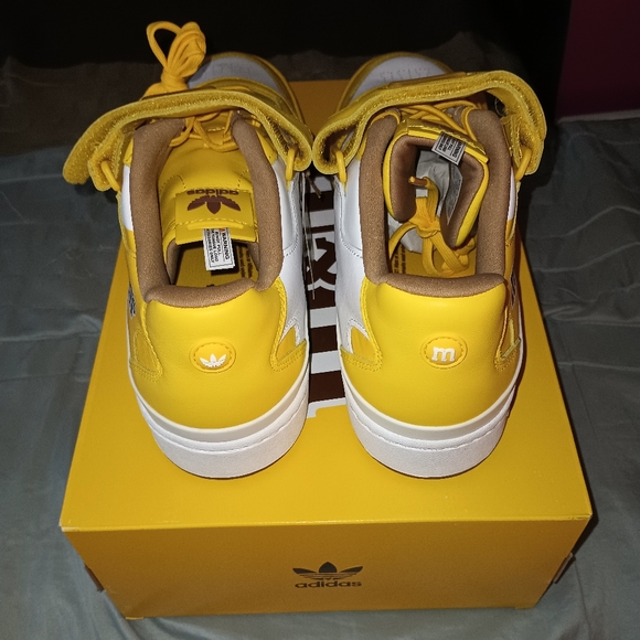 Men size 12 m&m yellow low top Adidas - Picture 4 of 6